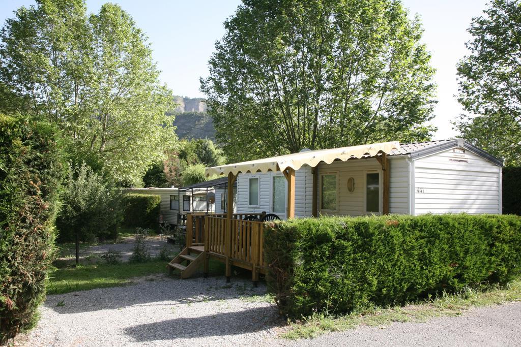 Camping Du Bourg Дин Ле Бен Стая снимка