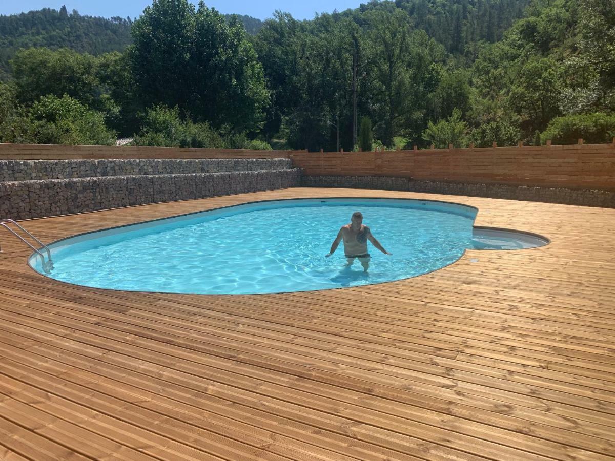 Camping Du Bourg Дин Ле Бен Екстериор снимка